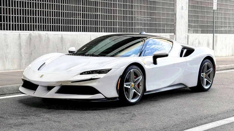 Ferrari's Hybrid Hypercar